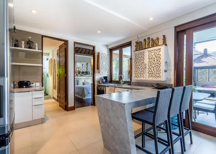 Kejora Beachfront Estate - Villa Murni Moments From Sanur Beach